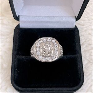 36. Men Sterling Silver NY Ring